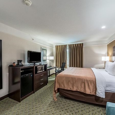 Quality Inn & Suites Seaworld North San Antonio Kültér fotó