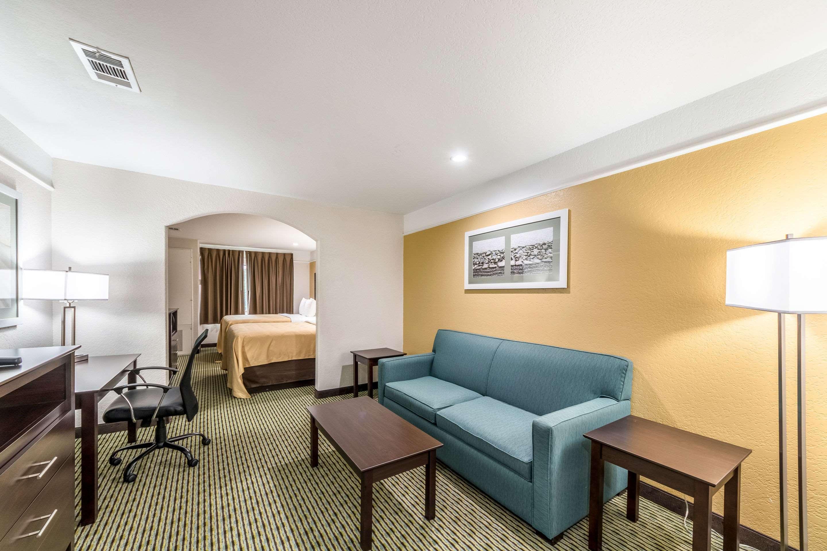 Quality Inn & Suites Seaworld North San Antonio Kültér fotó