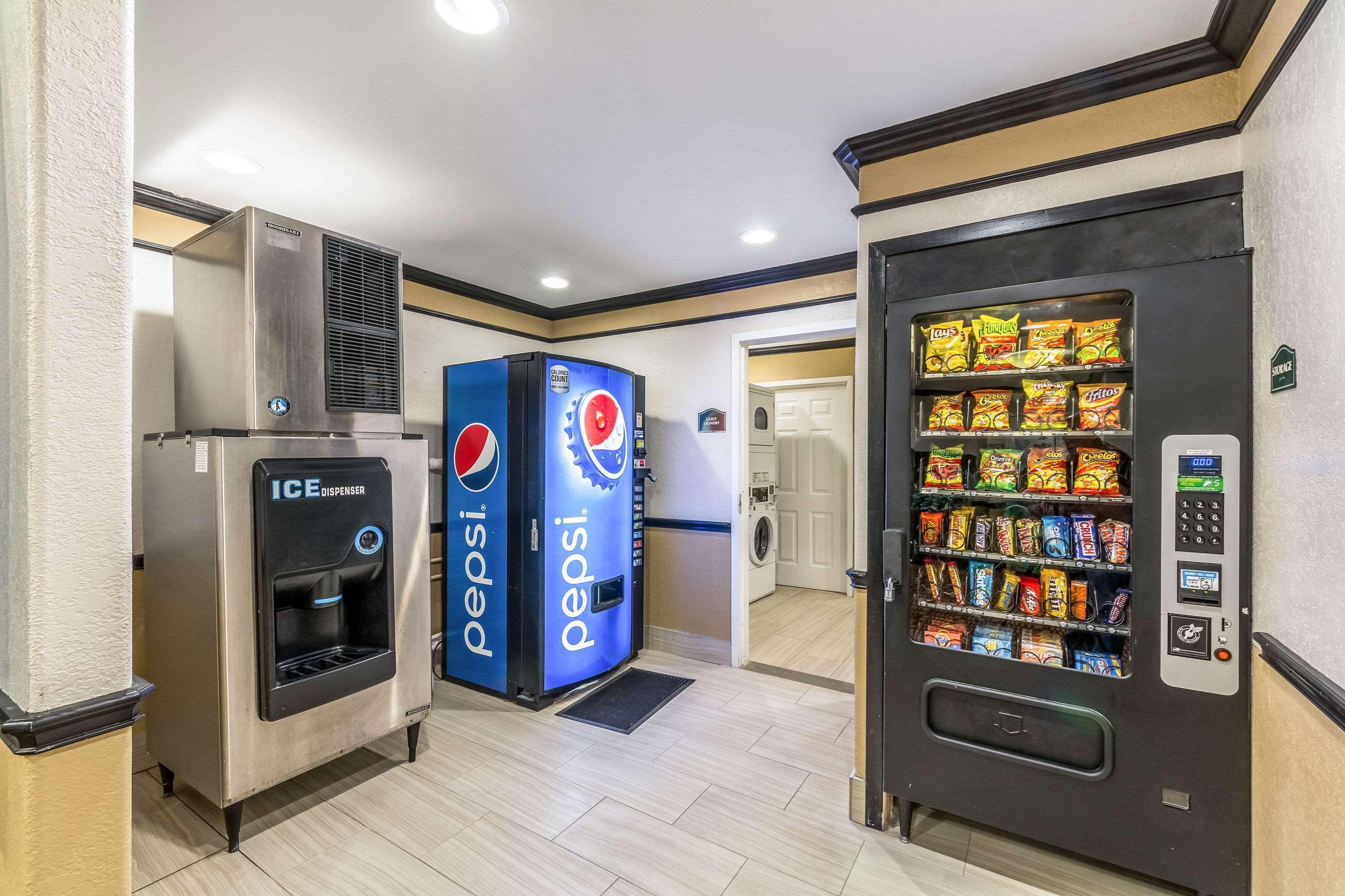 Quality Inn & Suites Seaworld North San Antonio Kültér fotó