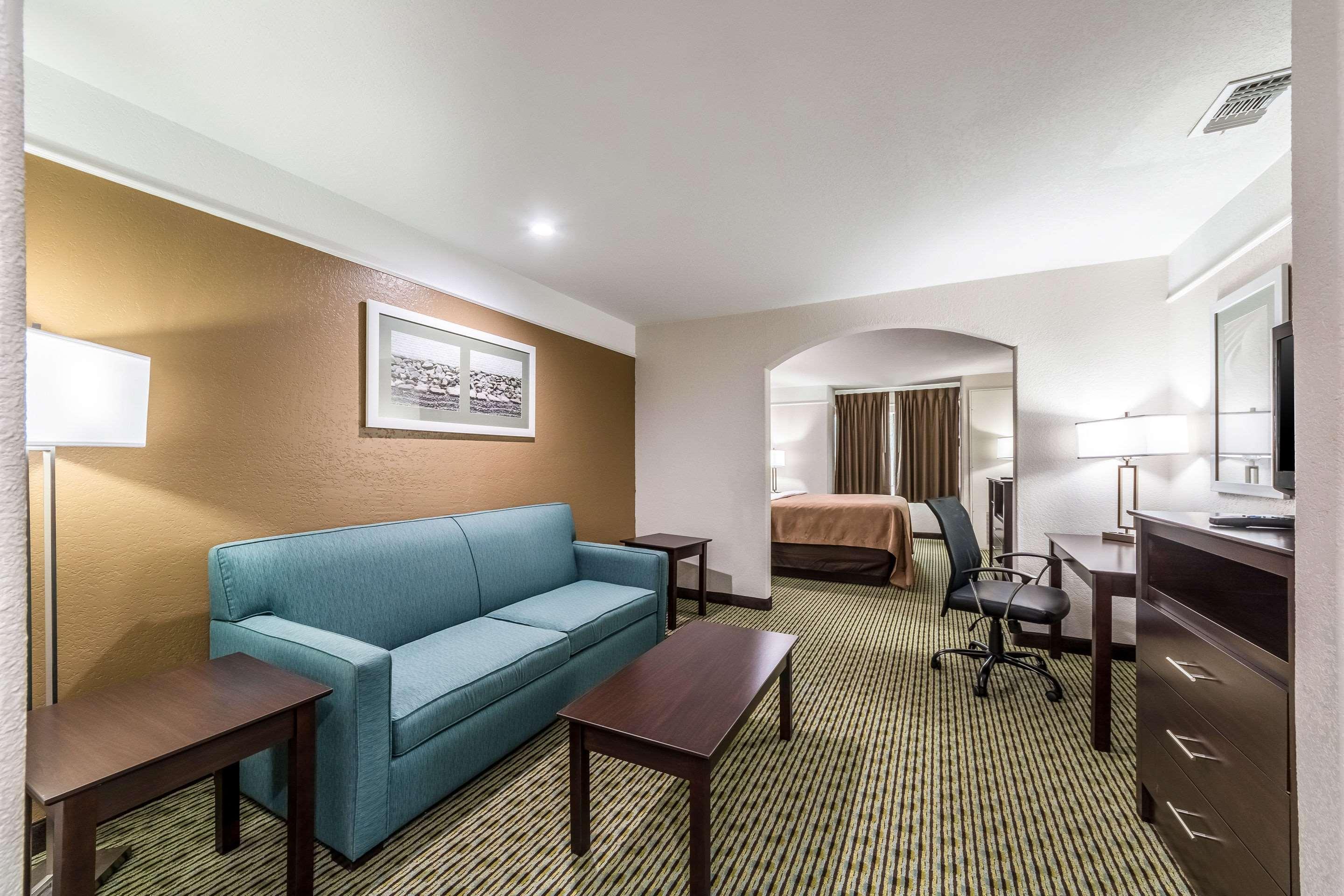 Quality Inn & Suites Seaworld North San Antonio Kültér fotó