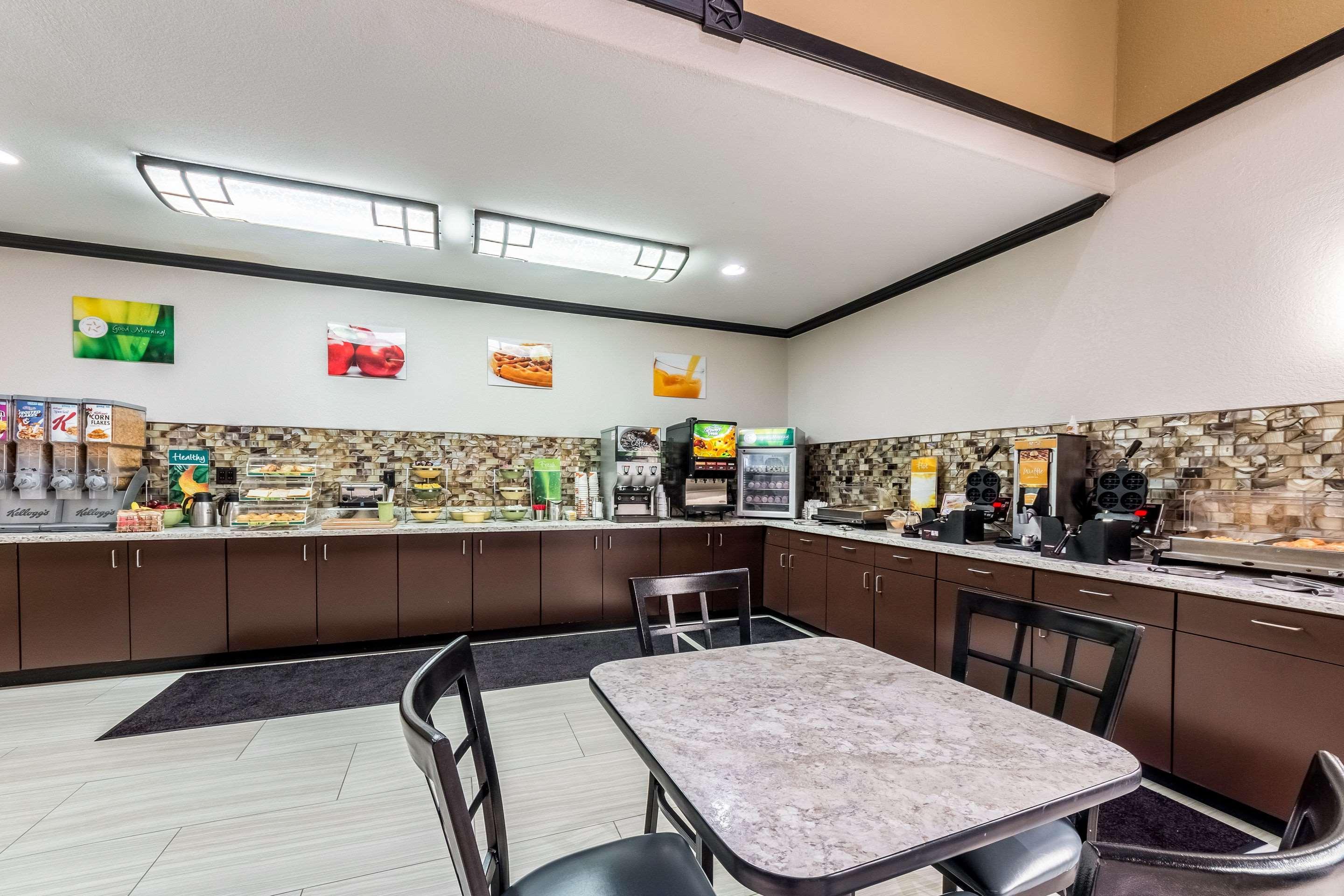 Quality Inn & Suites Seaworld North San Antonio Kültér fotó