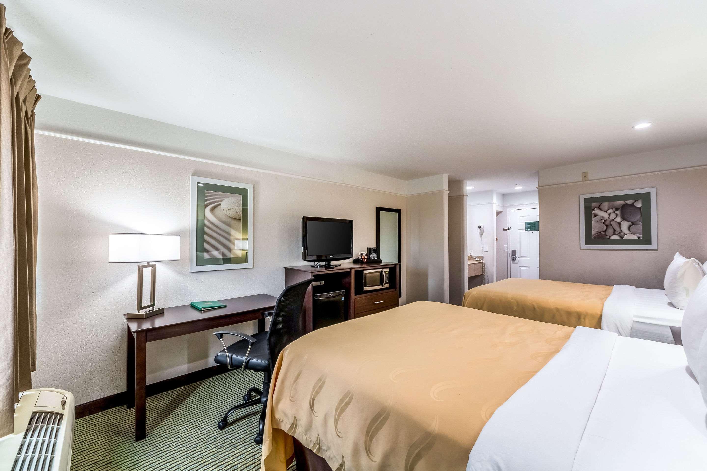 Quality Inn & Suites Seaworld North San Antonio Kültér fotó