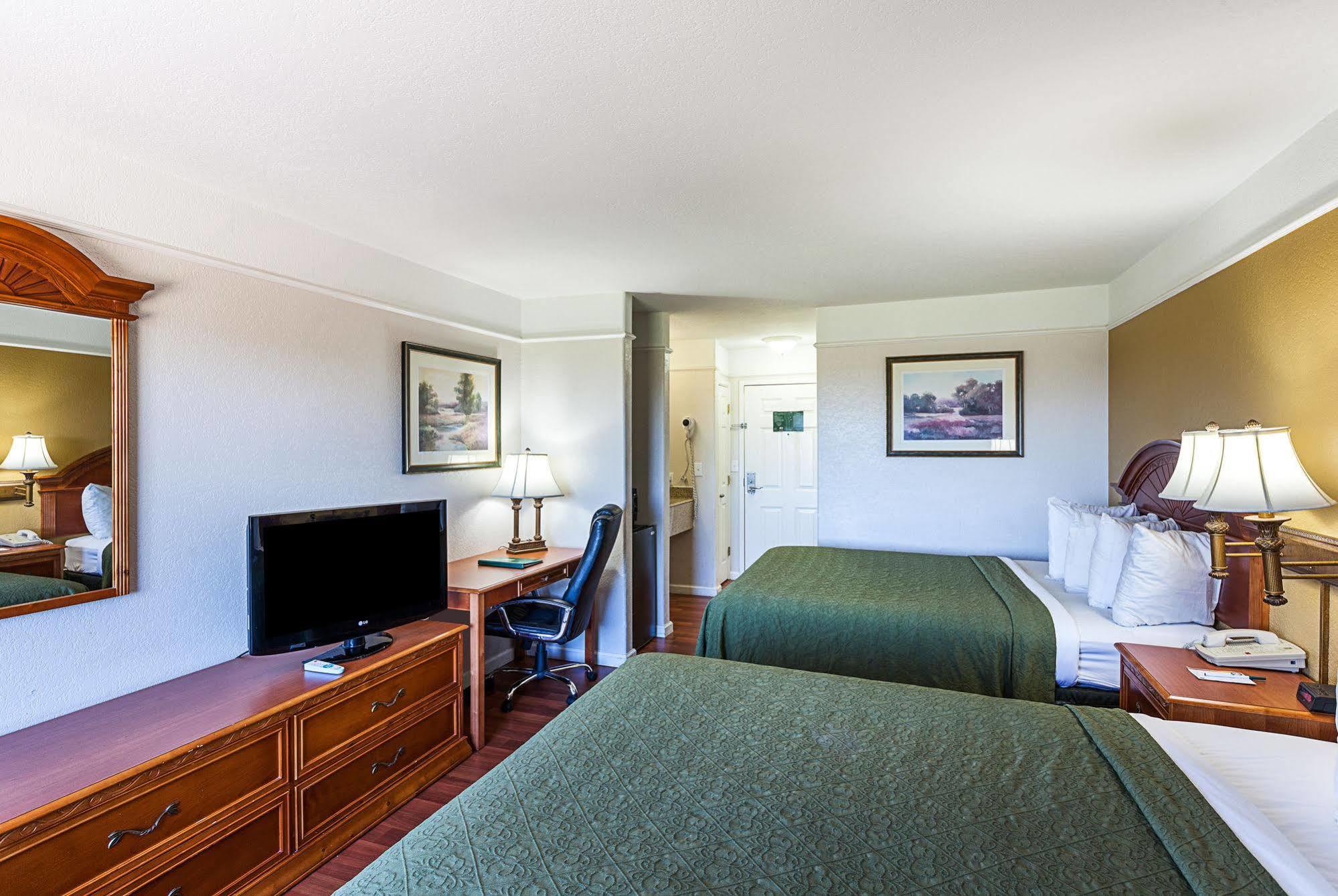 Quality Inn & Suites Seaworld North San Antonio Kültér fotó